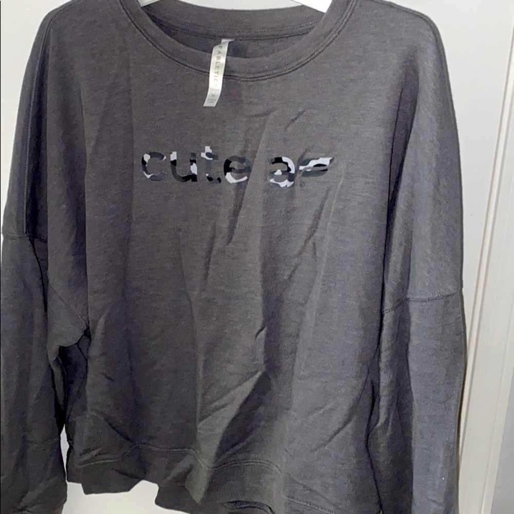 Cute AF terry cloth pullover